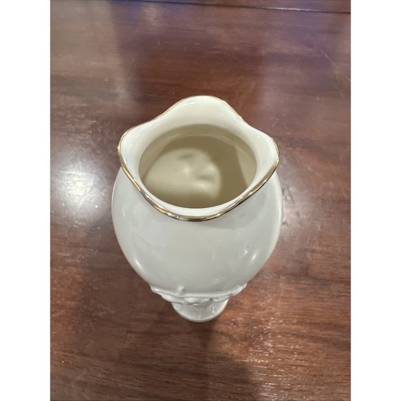 Lenox Lily of the Valley bud vase 5 1/2 Inches - Picture 3 of 5